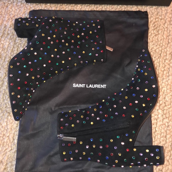 Saint Laurent Crystal Pointy Toe Booties (70mm) - Picture 2 of 7